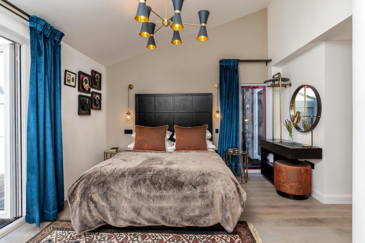 Relax In Super Size Copper Tub - 2 Bedroom Villa إينفيرنيس المظهر الخارجي الصورة