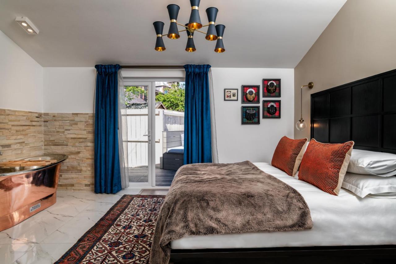 Relax In Super Size Copper Tub - 2 Bedroom Villa إينفيرنيس المظهر الخارجي الصورة